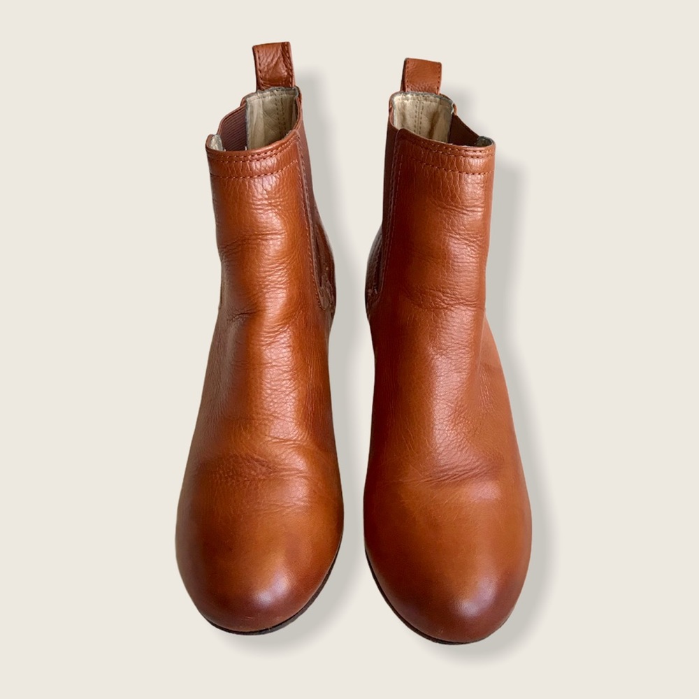 Frye Stella Chelsea Short Leather Ankle Bootie - Picture 3 of 16